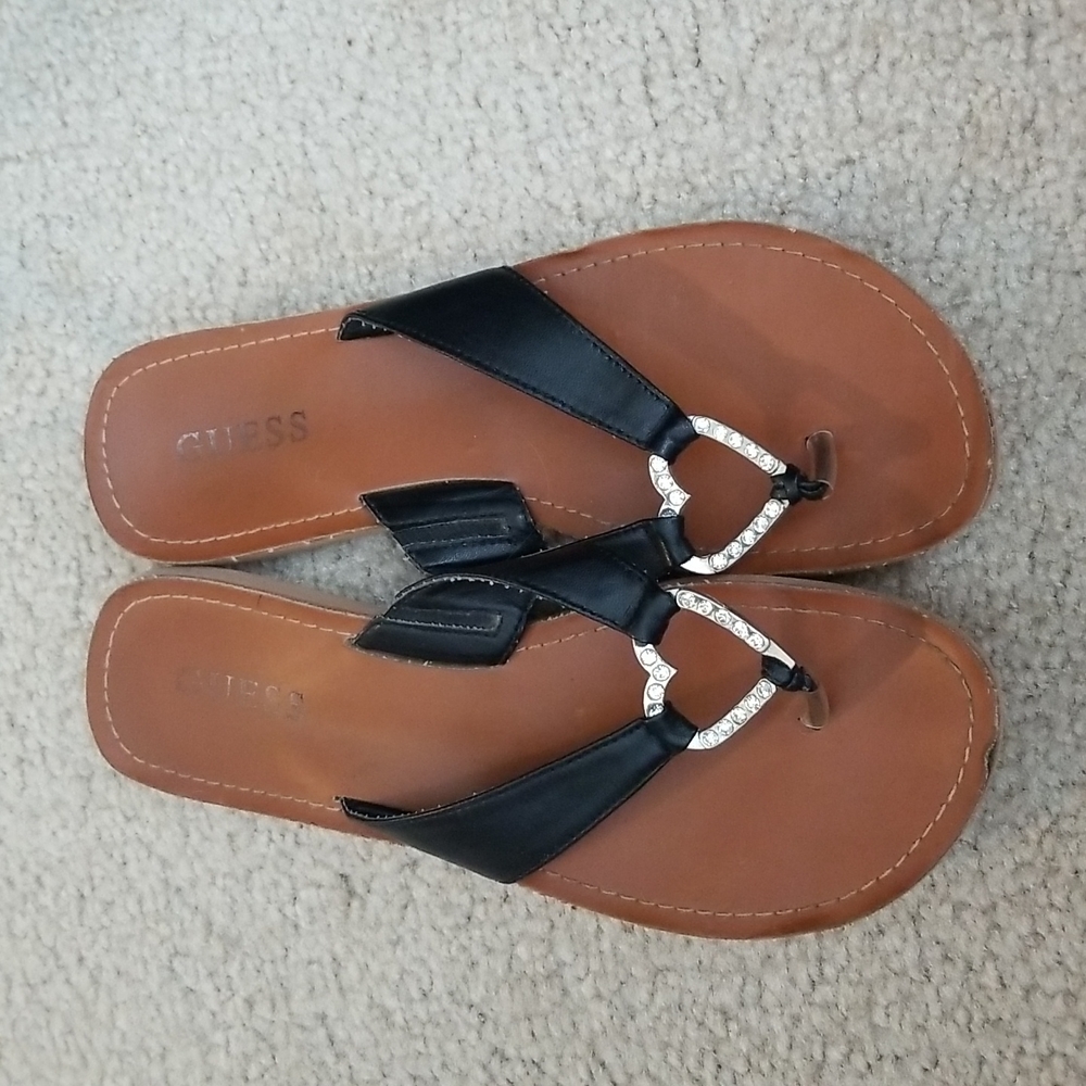 Guess flip flops